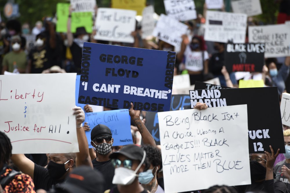 https://www.citynews1130.com/wp-content/blogs.dir/sites/9/2020/05/29/Atlanta-George-Floyd-protest.jpeg